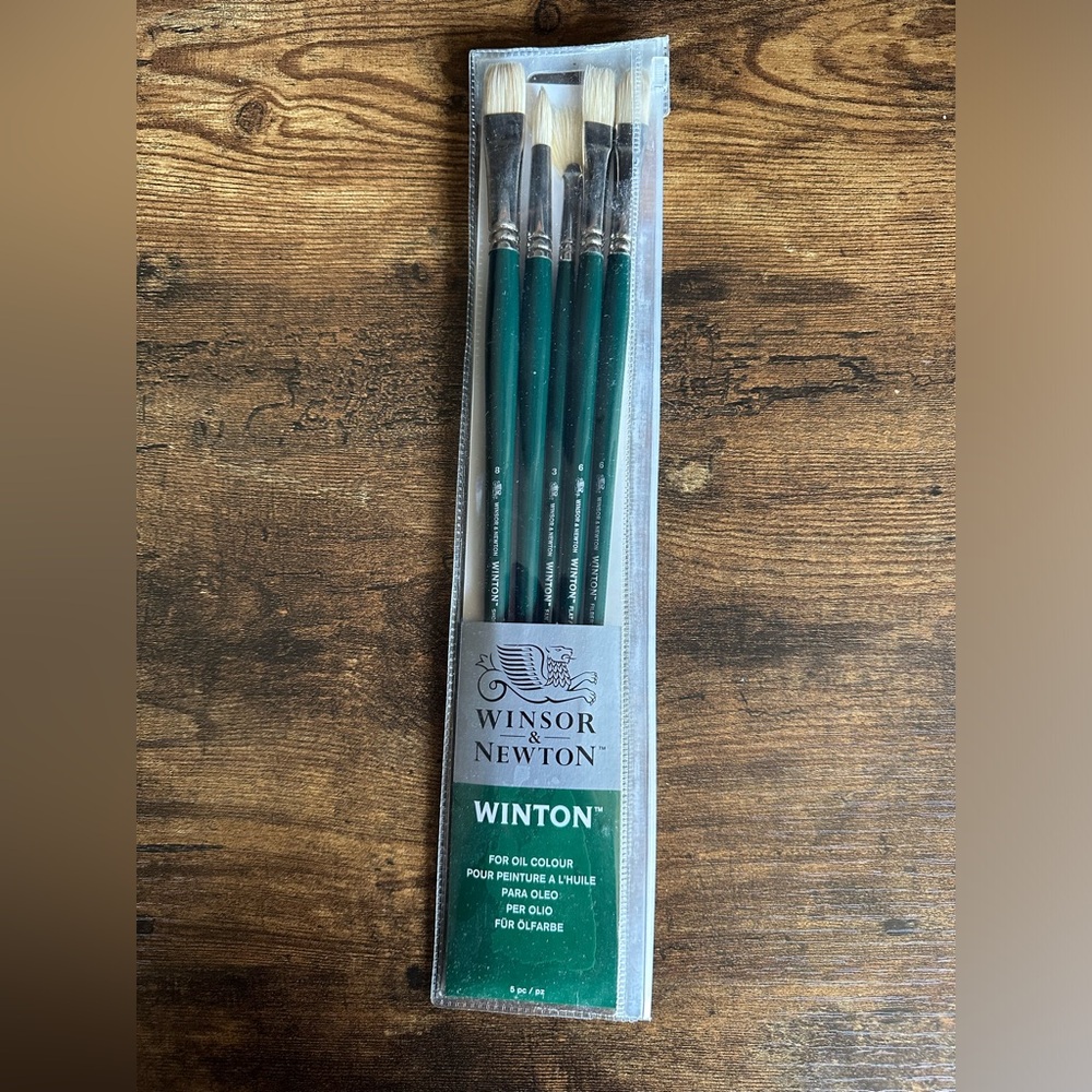 Winsor & Newton Winton Oil Colour Brushes